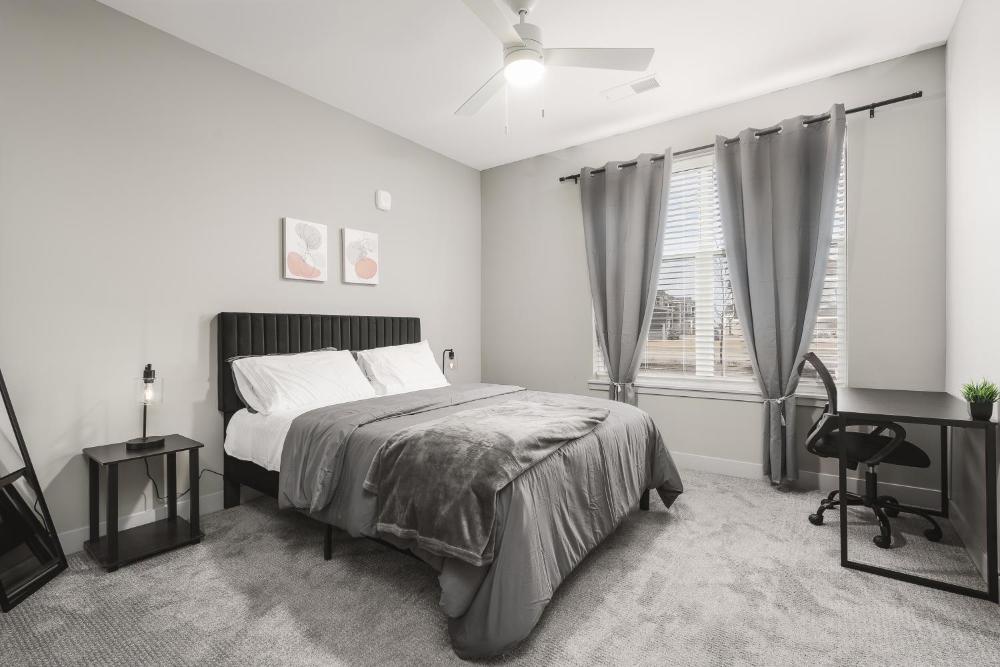 Luxe Escape Near DT Indy